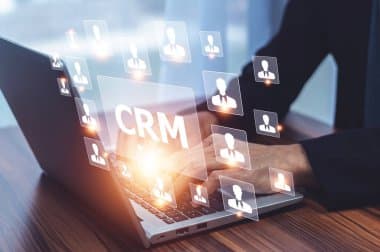 Implementasi Sistem CRM berbasis Web